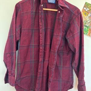 Pendleton Burgundy Plaid‎ Button Down Shirt size M